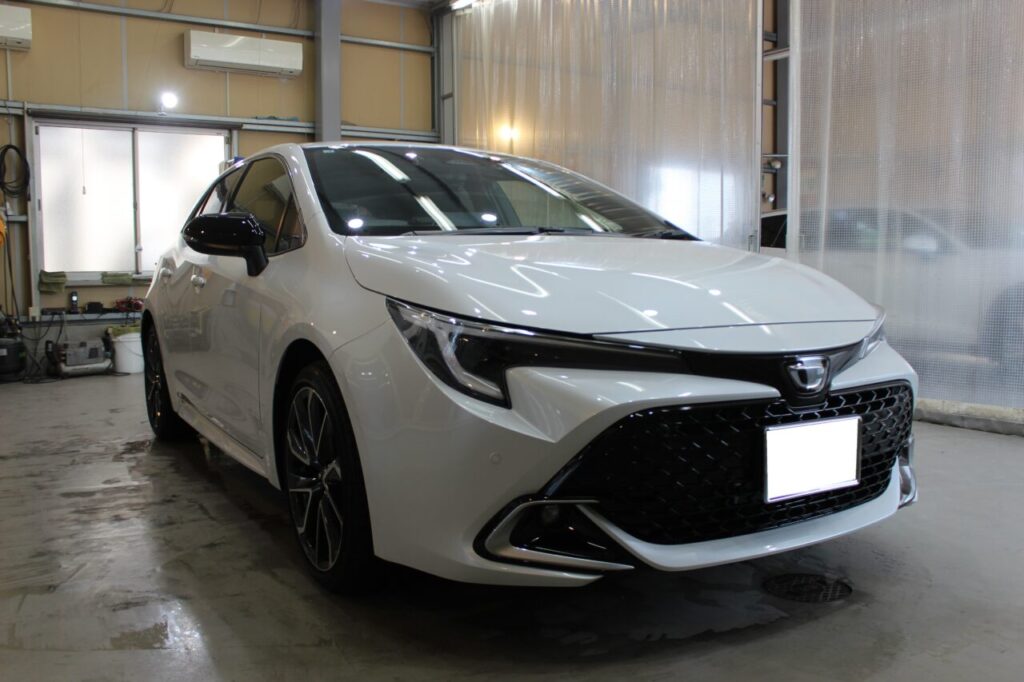 ８月２９日　カローラツーリング　Ｔ様　新規施工　